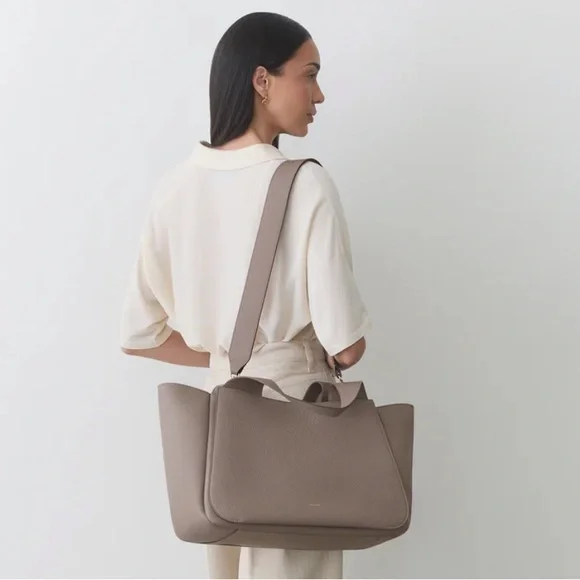 Cuyana Mila Satchel - Picture 8 of 12